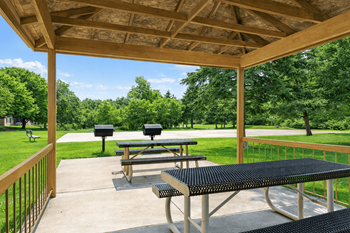 Champlin drive outdoor grilling & picnic pavilion at elm creek